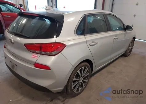 2018 Hyundai Elantra Gt z USA, uszkodzony, nr VIN KMHH35LEXJU063059